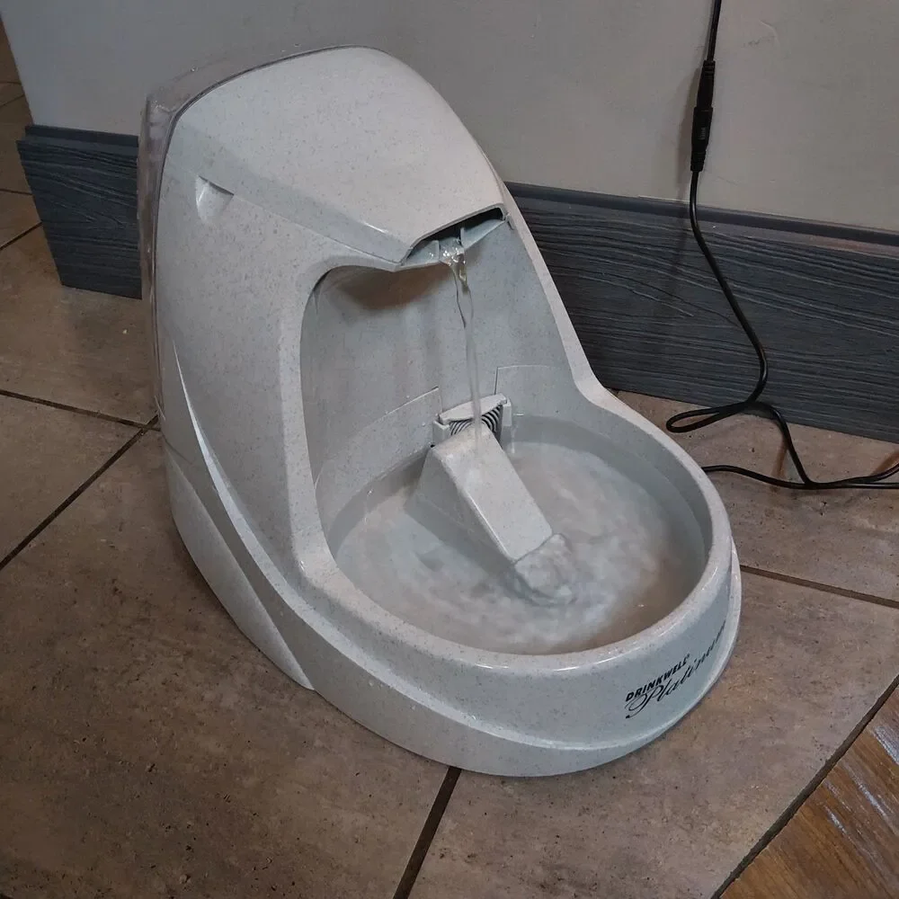 PetSafe Drinkwell Platinum Pet, Cat and Dog Water Fountain - PWW00-13703